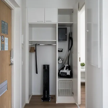 Hiisi Homes Apartman *